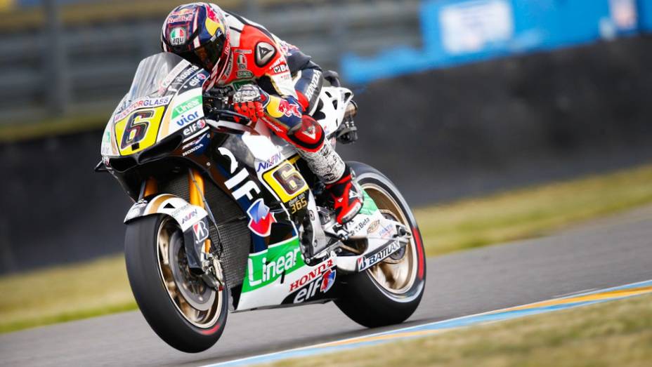 O alemão Stefan Bradl (LCR Honda MotoGP) garantiu o quinto lugar | <a href="http://quatrorodas.abril.com.br/moto/noticias/motogp-marquez-conquista-pole-le-mans-741738.shtml" rel="migration">Leia mais</a>