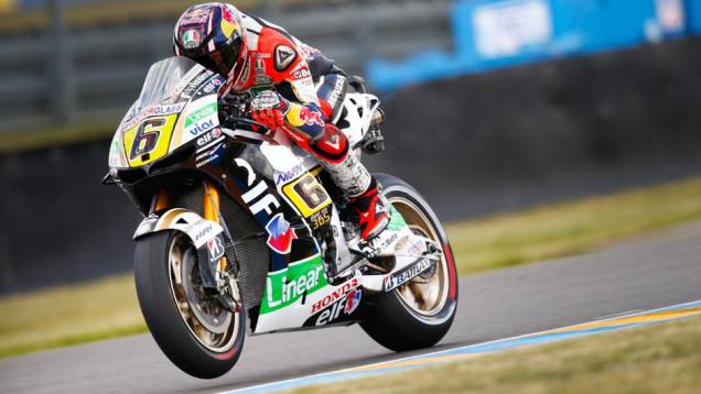 O alemão Stefan Bradl (LCR Honda MotoGP) garantiu o quinto lugar | <a href="https://quatrorodas.abril.com.br/moto/noticias/motogp-marquez-conquista-pole-le-mans-741738.shtml" rel="migration">Leia mais</a>