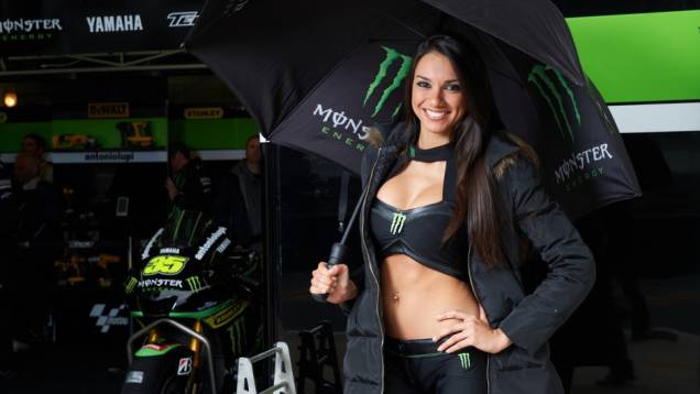 Veja as belas garotas que marcaram presença no GP da França e saiba como foi a corrida! | <a href="%20https://quatrorodas.abril.com.br/moto/galerias/competicoes/motogp-franca-corrida-741798.shtml" rel="migration">Leia mais</a>