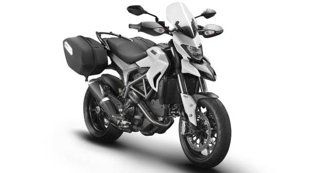 Ducati revela Hyperstrada 2013 | <a href="https://quatrorodas.abril.com.br/moto/noticias/ducati-revela-hyperstrada-2013-742105.shtml" rel="migration">Leia mais</a>