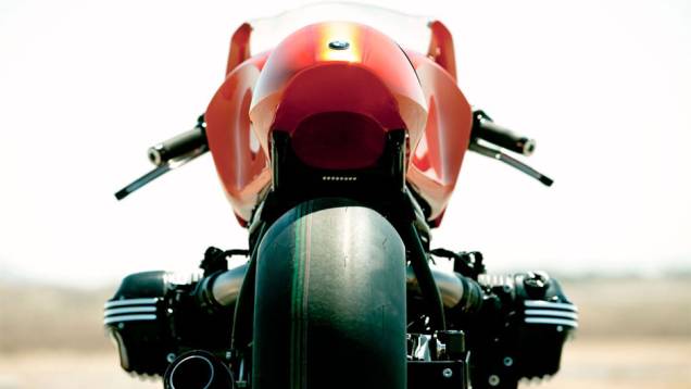 BMW Concept Ninety traz as formas e proporções básicas da R 90 S | <a href="https://quatrorodas.abril.com.br/moto/noticias/bmw-concept-ninety-concorso-d-eleganza-742400.shtml" rel="migration">Leia mais</a> BMW Concept Ninety traz as formas e proporções básicas da R 90 S | <a href="https://quatrorodas.abril.com.br/moto/noticias/bmw-concept-ninety-concorso-d-eleganza-742400.shtml" rel="migration">Leia mais</a>