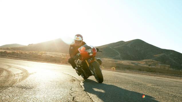 A BMW R 90 S original foi uma das motos de produção mais rápidas de sua época, com uma velocidade máxima de pouco mais de 200 km/h | <a href="%20https://quatrorodas.abril.com.br/moto/noticias/bmw-concept-ninety-concorso-d-eleganza-742400.shtml" rel="migration">Leia mais</a> A BMW R 90 S original foi uma das motos de produção mais rápidas de sua época, com uma velocidade máxima de pouco mais de 200 km/h | <a href="%20https://quatrorodas.abril.com.br/moto/noticias/bmw-concept-ninety-concorso-d-eleganza-742400.shtml" rel="migration">Leia mais</a>
