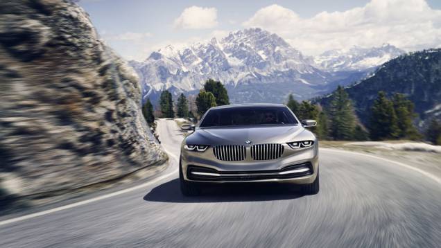 Modelo pode servir de base para a nova geração da Série 8 | <a href="https://quatrorodas.abril.com.br/noticias/fabricantes/bmw-pininfarina-lancam-gran-lusso-coupe-742303.shtml" rel="migration">Leia mais</a> Modelo pode servir de base para a nova geração da Série 8 | <a href="https://quatrorodas.abril.com.br/noticias/fabricantes/bmw-pininfarina-lancam-gran-lusso-coupe-742303.shtml" rel="migration">Leia mais</a>