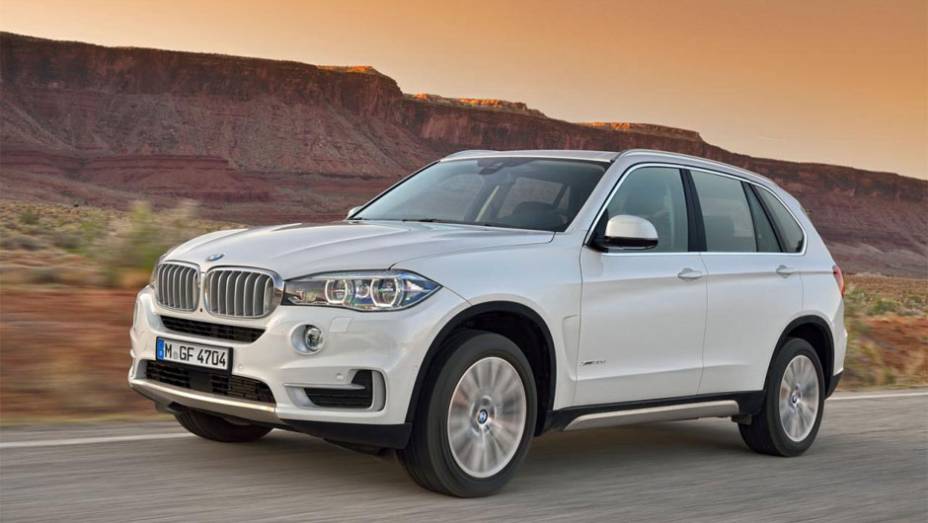 Eis a nova geração do X5 | <a href="https://quatrorodas.abril.com.br/saloes/frankfurt/2013/bmw-x5-2014-753162.shtml" rel="migration">Leia mais</a>