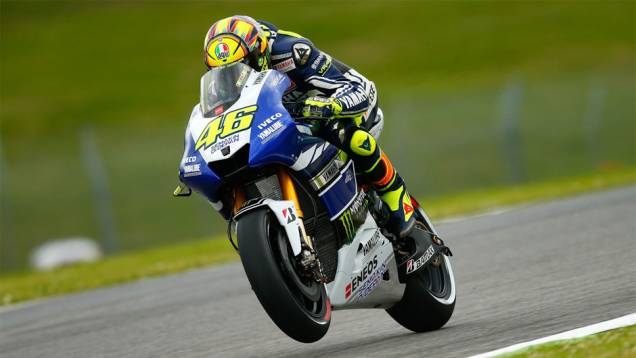 Valentino Rossi, companheiro de Lorenzo, ficou com o segundo melhor tempo | <a href="https://quatrorodas.abril.com.br/moto/noticias/motogp-yamaha-domina-treino-mugello-742926.shtml" rel="migration">Leia mais</a> Valentino Rossi, companheiro de Lorenzo, ficou com o segundo melhor tempo | <a href="https://quatrorodas.abril.com.br/moto/noticias/motogp-yamaha-domina-treino-mugello-742926.shtml" rel="migration">Leia mais</a>