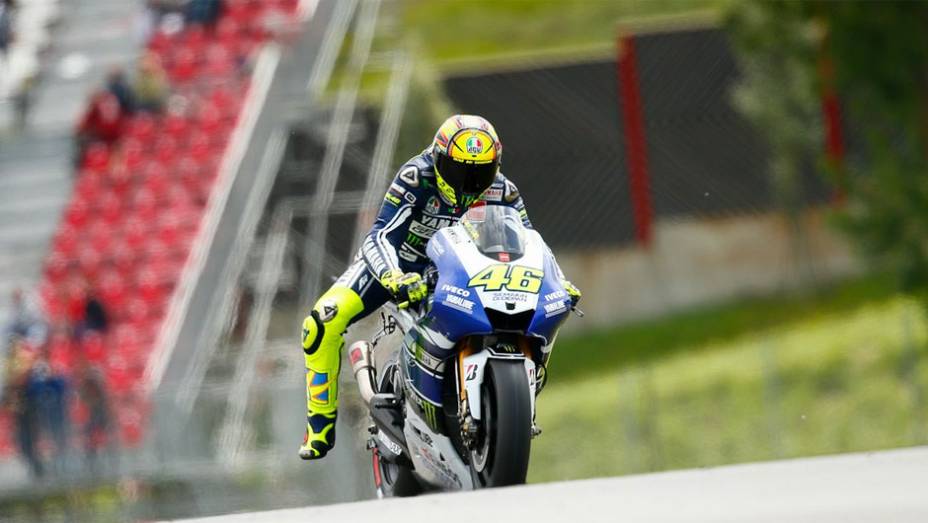 Valentino Rossi ficou com o sétimo tempo | <a href="https://quatrorodas.abril.com.br/moto/noticias/motogp-pedrosa-garante-pole-mugello-742928.shtml" rel="migration">Leia mais</a>