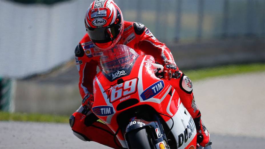 Nicky Hayden, companheiro de Dovizioso, foi o sexto | <a href="https://quatrorodas.abril.com.br/moto/noticias/motogp-lorenzo-vence-prova-mugello-742903.shtml" rel="migration">Leia mais</a>