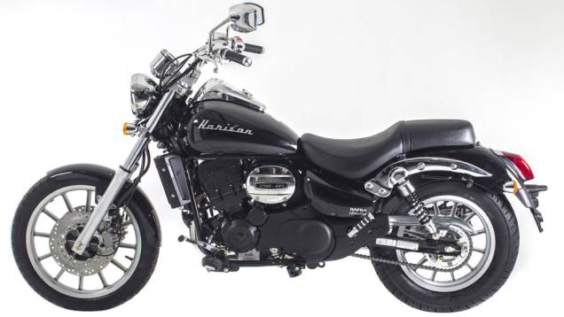 Nova custom da Dafra tem preço público sugerido de 13.690 reais | <a href="https://quatrorodas.abril.com.br/moto/noticias/dafra-lanca-custom-horizon-250-brasil-743081.shtml" rel="migration">Leia mais</a> Nova custom da Dafra tem preço público sugerido de 13.690 reais | <a href="https://quatrorodas.abril.com.br/moto/noticias/dafra-lanca-custom-horizon-250-brasil-743081.shtml" rel="migration">Leia mais</a>