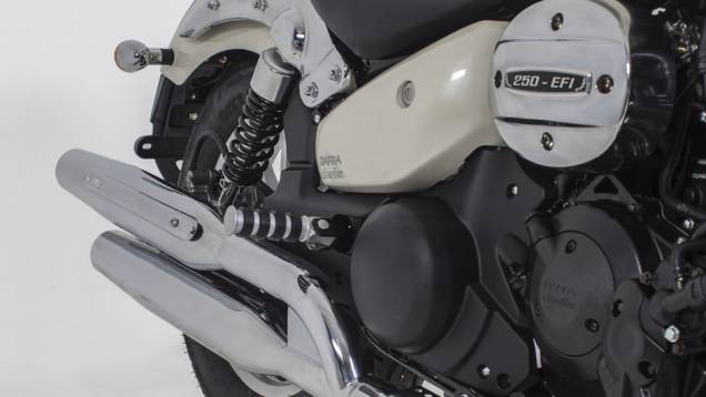Motor da Dafra Horizon 250 gera uma potência de 23,1 cv a 8.000 rpm e um torque máximo de 2,21 mkgf a 7.000 rpm | <a href="%20https://quatrorodas.abril.com.br/moto/noticias/dafra-lanca-custom-horizon-250-brasil-743081.shtml" rel="migration">Leia mais</a> Motor da Dafra Horizon 250 gera uma potência de 23,1 cv a 8.000 rpm e um torque máximo de 2,21 mkgf a 7.000 rpm | <a href="%20https://quatrorodas.abril.com.br/moto/noticias/dafra-lanca-custom-horizon-250-brasil-743081.shtml" rel="migration">Leia mais</a>