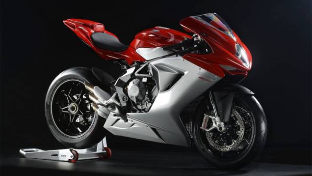 MV Agusta F3 800 2014 chega ao Brasil | <a href="https://quatrorodas.abril.com.br/moto/noticias/mv-agusta-f3-800-chega-r-56-mil-792913.shtml" rel="migration">Leia mais</a>