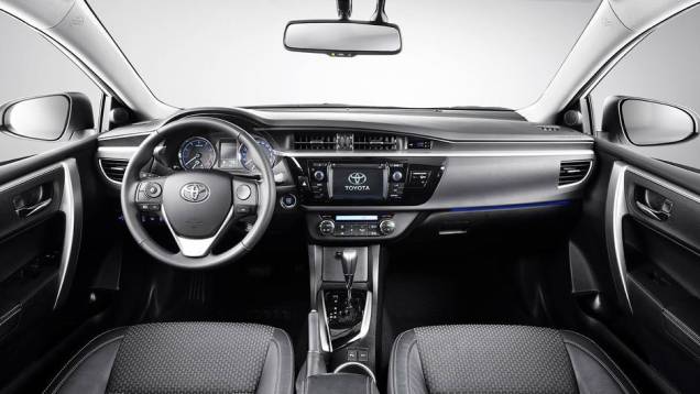 Por dentro o estilo é quase o mesmo entre os dois, com pequenas diferenças entre eles | <a href="https://quatrorodas.abril.com.br/noticias/fabricantes/toyota-revela-novo-corolla-europeu-743504.shtml" rel="migration">Leia mais</a> | <a href="https://quatrorodas.abril.com.b" rel="migration"></a> Por dentro o estilo é quase o mesmo entre os dois, com pequenas diferenças entre eles | <a href="https://quatrorodas.abril.com.br/noticias/fabricantes/toyota-revela-novo-corolla-europeu-743504.shtml" rel="migration">Leia mais</a> | <a href="https://quatrorodas.abril.com.b" rel="migration"></a>