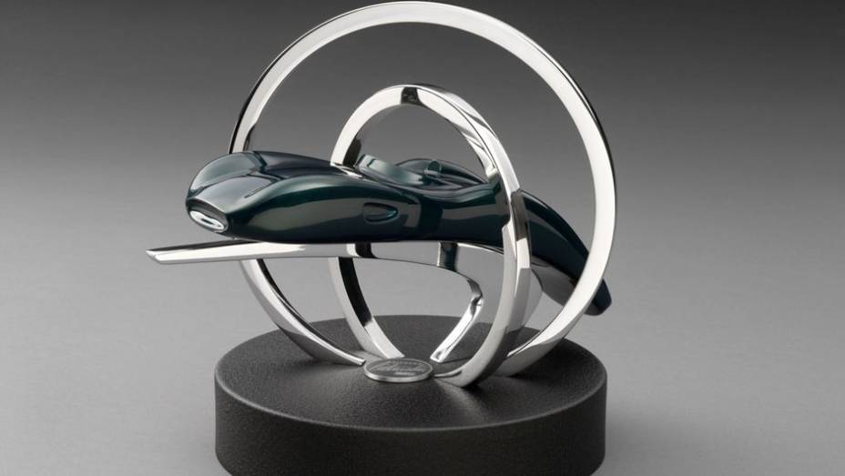 "Aston Martin DBR1″ - por Richard Pietruska | <a href="http://quatrorodas.abril.com.br/noticias/mercado/carros-aston-martin-viram-obra-arte-743790.shtml" rel="migration">Leia mais</a>
