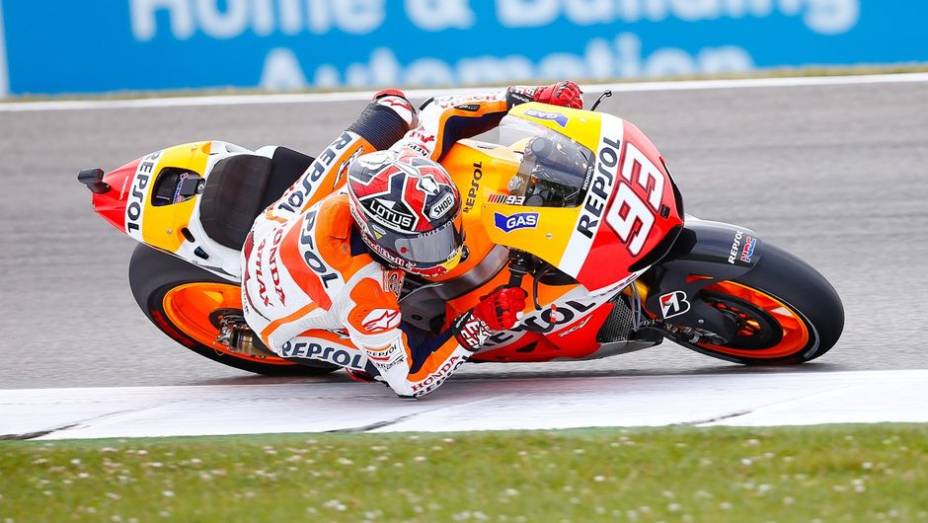 A revelação Márc Marquez ficou no segundo lugar | <a href="https://quatrorodas.abril.com.br/moto/noticias/motogp-rossi-reencontra-vitoria-assen-745441.shtml" rel="migration">Leia mais</a>