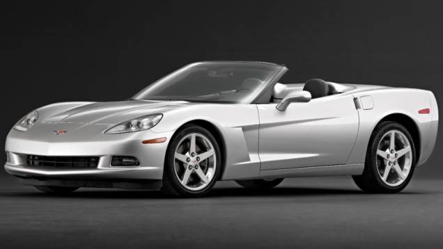 Chevrolet Corvette 2005 | <a href="https://quatrorodas.abril.com.br/noticias/classicos/gm-celebra-60-anos-corvette-745457.shtml" rel="migration">Leia mais</a> Chevrolet Corvette 2005 | <a href="https://quatrorodas.abril.com.br/noticias/classicos/gm-celebra-60-anos-corvette-745457.shtml" rel="migration">Leia mais</a>