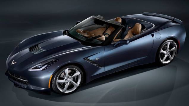 Chevrolet Corvette Stingray Convertible 2014 | <a href="https://quatrorodas.abril.com.br/noticias/classicos/gm-celebra-60-anos-corvette-745457.shtml" rel="migration">Leia mais</a>