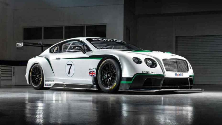 Trata-se de uma versão voltada para as pistas, que estreará em competições oficiais apenas em 2014, na FIA Blancpain Series | <a href="https://quatrorodas.abril.com.br/noticias/fabricantes/bentley-apresenta-continental-gt3-goodwood-746678.shtml" rel="migration"></a>