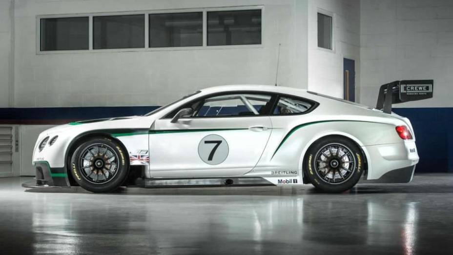 Bentley Continental GT3 | <a href="https://quatrorodas.abril.com.br/noticias/fabricantes/bentley-apresenta-continental-gt3-goodwood-746678.shtml" rel="migration">Leia mais</a>