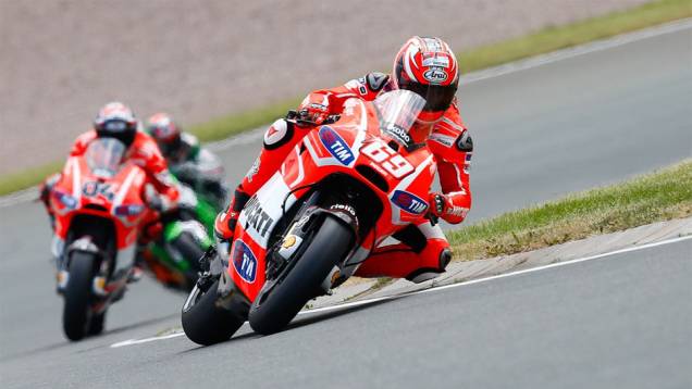 Nicky Hayden (Ducati) ficou com o sexto tempo | <a href="https://quatrorodas.abril.com.br/moto/noticias/motogp-marquez-conquista-pole-alemanha-746854.shtml" rel="migration">Leia mais</a>