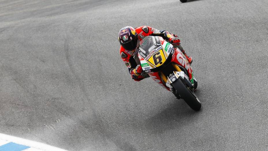 A segunda colocação ficou com o alemão Stefan Bradl (LCR Honda MotoGP) | <a href="https://quatrorodas.abril.com.br/moto/noticias/motogp-marquez-lidera-laguna-seca-747560.shtml" rel="migration">Leia mais</a>