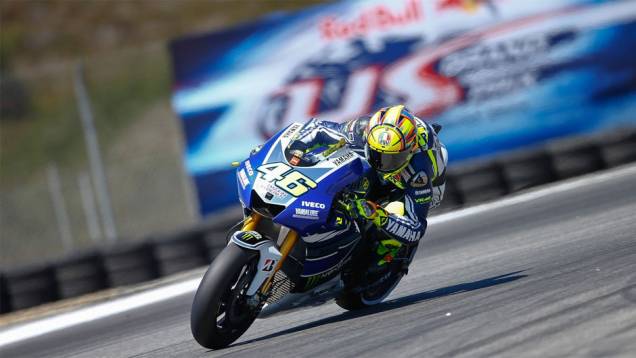 Valentino Rossi (Yamaha Factory Racing) largará em quarto lugar nos EUA | <a href="https://quatrorodas.abril.com.br/moto/noticias/motogp-bradl-surpreende-pole-eua-747594.shtml" rel="migration">Leia mais</a>