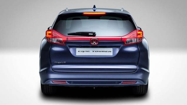 A capacidade de carga total pode chegar a 1.668 litros | <a href="https://quatrorodas.abril.com.br/saloes/frankfurt/2013/honda-civic-tourer-751715.shtml" rel="migration">Leia mais</a> A capacidade de carga total pode chegar a 1.668 litros | <a href="https://quatrorodas.abril.com.br/saloes/frankfurt/2013/honda-civic-tourer-751715.shtml" rel="migration">Leia mais</a>