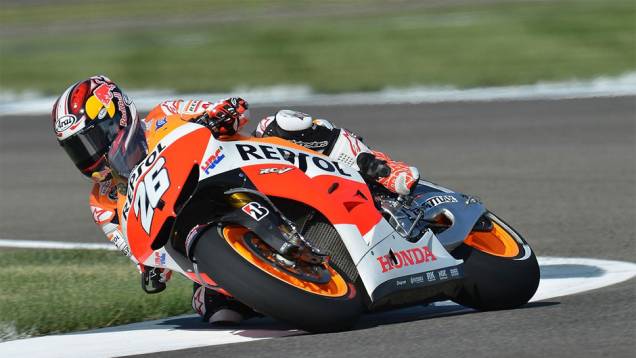 Dani Pedrosa ficou com o segundo lugar | <a href="https://quatrorodas.abril.com.br/moto/noticias/motogp-marquez-vence-indianapolis-750342.shtml" rel="migration">Leia mais</a>