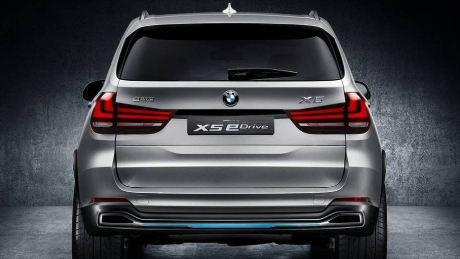 Ele trabalha em conjunto com um motor elétrico de 95 cavalos de potência | <a href="https://quatrorodas.abril.com.br//saloes/frankfurt/2013/bmw-concept-x5-edrive-752125.shtml" rel="migration">Leia mais</a>