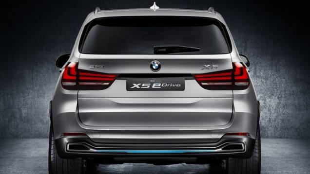 Ele trabalha em conjunto com um motor elétrico de 95 cavalos de potência | <a href="https://quatrorodas.abril.com.br//saloes/frankfurt/2013/bmw-concept-x5-edrive-752125.shtml" rel="migration">Leia mais</a> Ele trabalha em conjunto com um motor elétrico de 95 cavalos de potência | <a href="https://quatrorodas.abril.com.br//saloes/frankfurt/2013/bmw-concept-x5-edrive-752125.shtml" rel="migration">Leia mais</a>