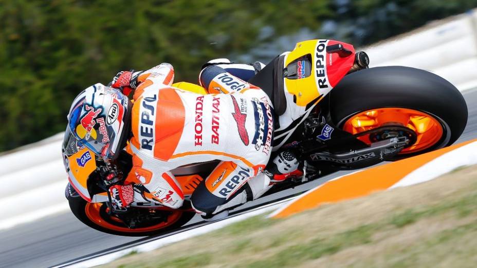 Na sequência veio Dani Pedrosa (Repsol Honda Team) | <a href="https://quatrorodas.abril.com.br/moto/noticias/motogp-crutchlow-pole-brno-751184.shtml" rel="migration">Leia mais</a>