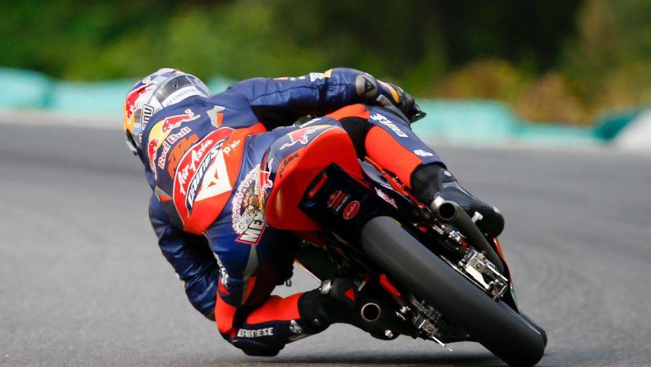 Por fim, na Moto3, a primeira posi&ccedil;&atilde;o ficou com Luis Salom | <a href="https://quatrorodas.abril.com.br/moto/noticias/motogp-marquez-vence-mais-751228.shtml" rel="migration">Leia mais</a>