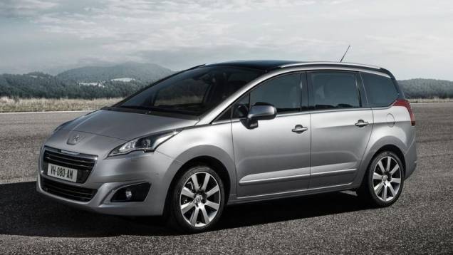 A Peugeot revelou o facelift da minivan 5008 | <a href="https://quatrorodas.abril.com.br/saloes/frankfurt/2013/peugeot-5008-752111.shtml" rel="migration">Leia mais</a> A Peugeot revelou o facelift da minivan 5008 | <a href="https://quatrorodas.abril.com.br/saloes/frankfurt/2013/peugeot-5008-752111.shtml" rel="migration">Leia mais</a>