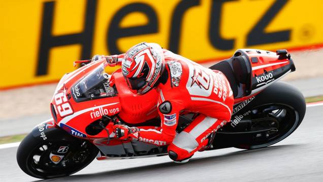 Nicky Hayden levou a Ducati ao oitavo lugar | <a href="https://quatrorodas.abril.com.br/moto/noticias/motogp-lorenzo-bate-marquez-silverstone-752002.shtml" rel="migration">Leia mais</a>