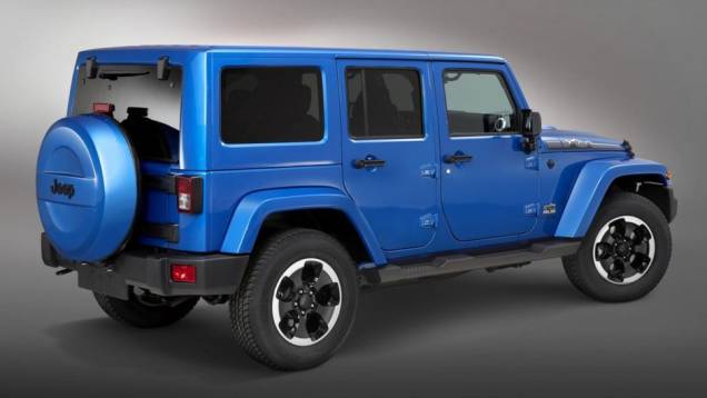 Trata-se de uma edição do jipe que será vendida com exclusividade na Europa, baseada na versão Unlimited | <a href="https://quatrorodas.abril.com.br/saloes/frankfurt/2013/jeep-wrangler-polar-752062.shtml" rel="migration">Leia mais</a>