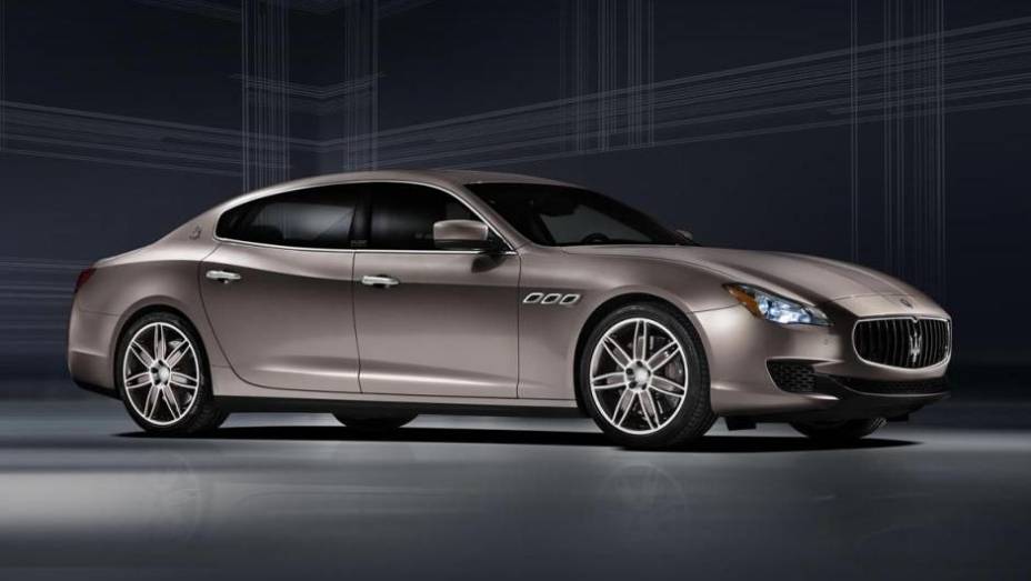 A Maserati mostra neste Salão de Frankfurt o Quattroporte Ermenegildo Zegna concept | <a href="https://quatrorodas.abril.com.br/saloes/frankfurt/2013/maserati-quattroporte-ermenegildo-zegna-concept-752311.shtml" rel="migration">Leia mais</a>