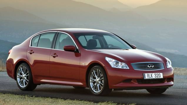 3. Infiniti Série G - 405 | <a href="https://quatrorodas.abril.com.br/noticias/mercado/eua-marcas-luxo-mercedes-classe-c-mais-roubado-755257.shtml" rel="migration">Leia mais</a>