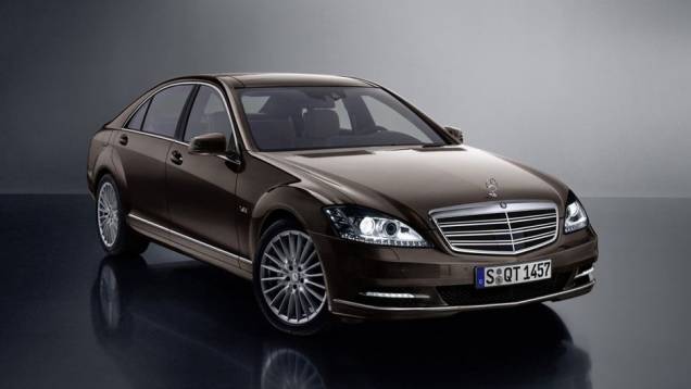 10. Mercedes-Benz Classe S - 163 | <a href="http://quatrorodas.abril.com.br/noticias/mercado/eua-marcas-luxo-mercedes-classe-c-mais-roubado-755257.shtml" rel="migration">Leia mais</a>