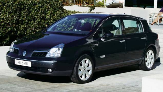 3º - Renault Vel Satis - US$ 25.459 por unidade | <a href="http://quatrorodas.abril.com.br/noticias/mercado/estudo-vw-tem-prejuizo-us-6-27-milhoes-cada-bugatti-veyron-755638.shtml" rel="migration">Leia mais</a>