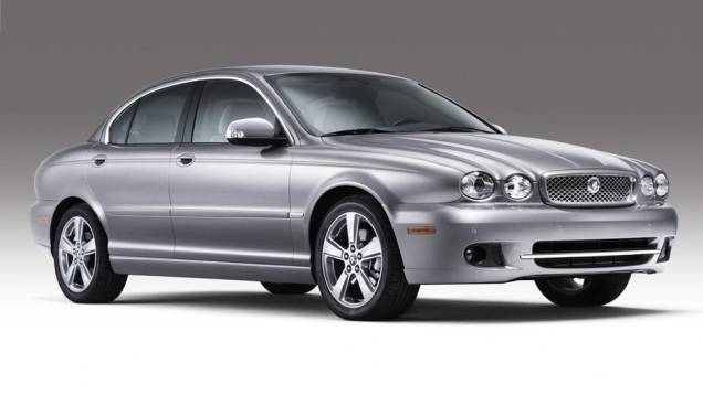 6º - Jaguar X-Type - US$ 6.376 por unidade | <a href="http://quatrorodas.abril.com.br/noticias/mercado/estudo-vw-tem-prejuizo-us-6-27-milhoes-cada-bugatti-veyron-755638.shtml" rel="migration">Leia mais</a>