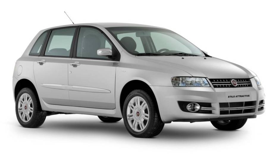 9º - Fiat Stilo - US$ 3.712 por unidade | <a href="https://quatrorodas.abril.com.br/noticias/mercado/estudo-vw-tem-prejuizo-us-6-27-milhoes-cada-bugatti-veyron-755638.shtml" rel="migration">Leia mais</a>