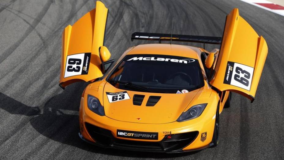 O superesportivo terá preço inicial de 195 mil libras esterlinas e já pode ser encomendado | <a href="https://quatrorodas.abril.com.br/noticias/fabricantes/mclaren-detalhes-12c-gt-sprint-755701.shtml" rel="migration">Leia mais</a>