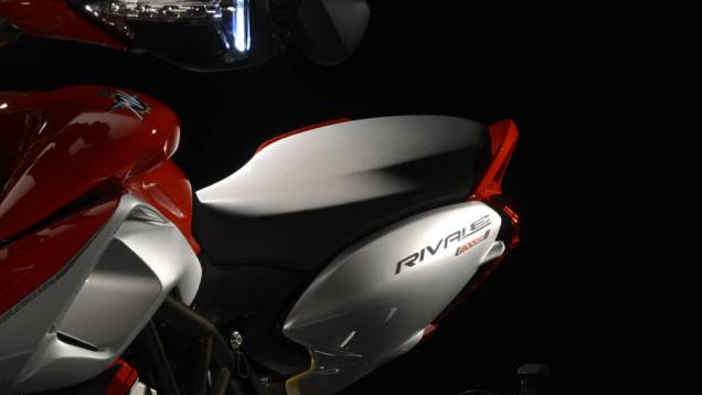 Ela foi considerada a motocicleta mais bonita do Salão de Milão/EICMA em 2012 | <a href="https://quatrorodas.abril.com.br/moto/noticias/mv-agusta-confirma-cinco-lancamentos-brasil-756002.shtml" rel="migration">Leia mais</a>