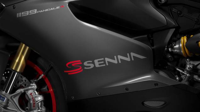 Ducati 1199 Panigale S Senna é exclusiva para o mercado brasileiro | <a href="https://quatrorodas.abril.com.br/moto/noticias/ducati-revela-1199-panigale-s-senna-salao-duas-rodas-756467.shtml" rel="migration">Leia mais</a>