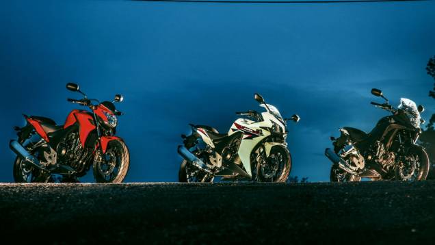 Os três novos modelos chegam ao mercado compartilhando uma base em comum | <a href="https://quatrorodas.abril.com.br/moto/noticias/honda-investe-modelos-500cc-756399.shtml" rel="migration">Leia mais</a> Os três novos modelos chegam ao mercado compartilhando uma base em comum | <a href="https://quatrorodas.abril.com.br/moto/noticias/honda-investe-modelos-500cc-756399.shtml" rel="migration">Leia mais</a>