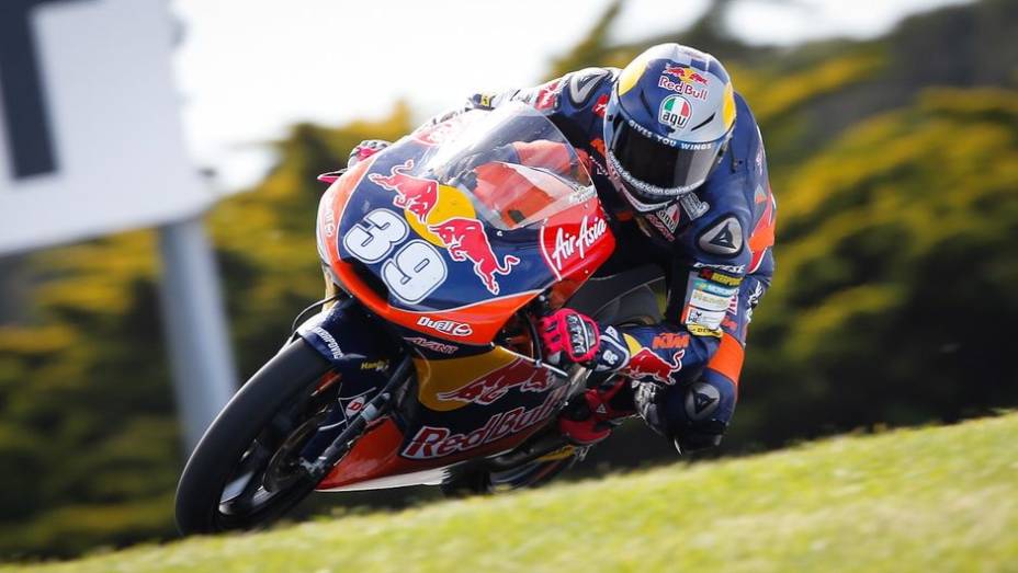 Já na Moto3, o domínio foi de Luís Salom (Red Bull KTM Ajo) | <a href="https://quatrorodas.abril.com.br/moto/noticias/motogp-lorenzo-pole-australia-757585.shtml" rel="migration">Leia mais</a>