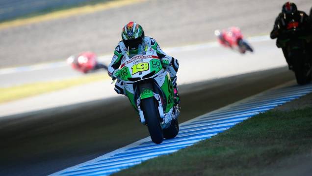 Álvaro Bautista ficou em quarto | <a href="https://quatrorodas.abril.com.br/moto/noticias/motogp-definicao-titulo-fica-ultima-prova-758422.shtml" rel="migration">Leia mais</a>