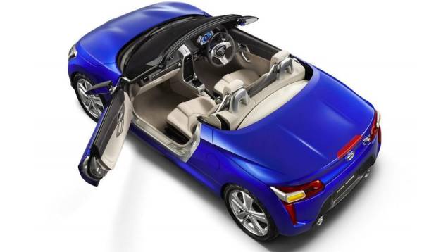 O carro-conceito chegará em duas versões: RMZ e XMZ | <a href="https://quatrorodas.abril.com.br/noticias/saloes/toquio-2013/daihatsu-revela-kopen-concept-758793.shtml" rel="migration">Leia mais</a> O carro-conceito chegará em duas versões: RMZ e XMZ | <a href="https://quatrorodas.abril.com.br/noticias/saloes/toquio-2013/daihatsu-revela-kopen-concept-758793.shtml" rel="migration">Leia mais</a>