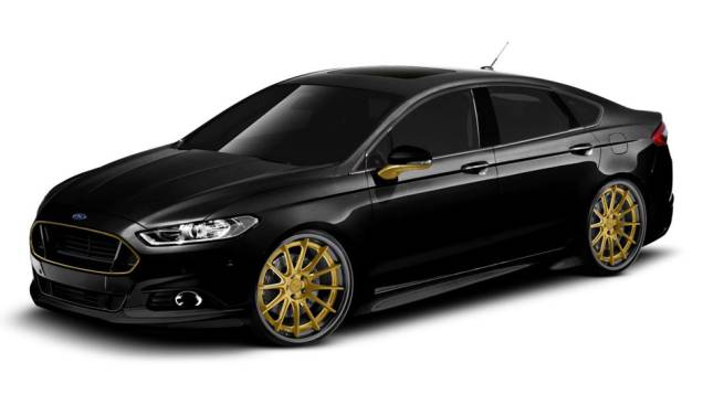 Ford Fusion DSO Ewyewear | <a href="https://quatrorodas.abril.com.br/noticias/fabricantes/ford-mostrara-fusion-400-cavalos-sema-show-757813.shtml" rel="migration">Leia mais</a>