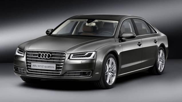 A Audi anunciou a produção da edição especial Exclusive para o sedã A8 | <a href="https://quatrorodas.abril.com.br/noticias/fabricantes/audi-produzira-a8-exclusive-760263.shtml" rel="migration">Leia mais</a> A Audi anunciou a produção da edição especial Exclusive para o sedã A8 | <a href="https://quatrorodas.abril.com.br/noticias/fabricantes/audi-produzira-a8-exclusive-760263.shtml" rel="migration">Leia mais</a>