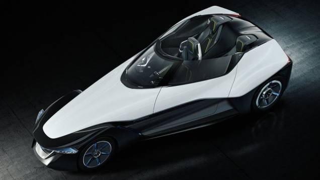 A Nissan apresenta o conceito BladeGlider durante o Salão de Tóquio | <a href="https://quatrorodas.abril.com.br/noticias/saloes/toquio-2013/nissan-anuncia-conceito-bladeglider-salao-toquio-759658.shtml" rel="migration">Leia mais</a>