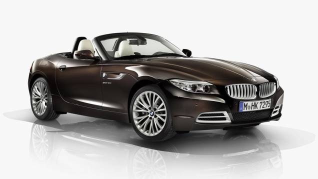 A BMW revelou o Z4 Pure Fusion, modelo que será apresentado ao público no próximo Salão de Detroit | <a href="https://quatrorodas.abril.com.br/noticias/saloes/detroit-2014/bmw-mostra-z4-pure-fusion-762961.shtml" rel="migration">Leia mais</a>